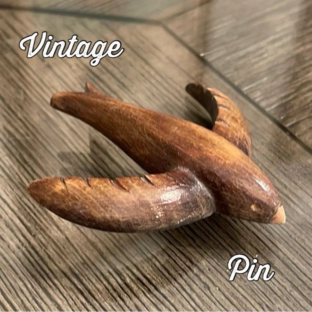 Vintage Hand Carved Soaring Bird Brooch - Pin Brown Wood Bird Pin